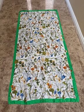 Green Border Floral Silk-Feel Scarf